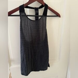 rabbit Women’s mesh tank top